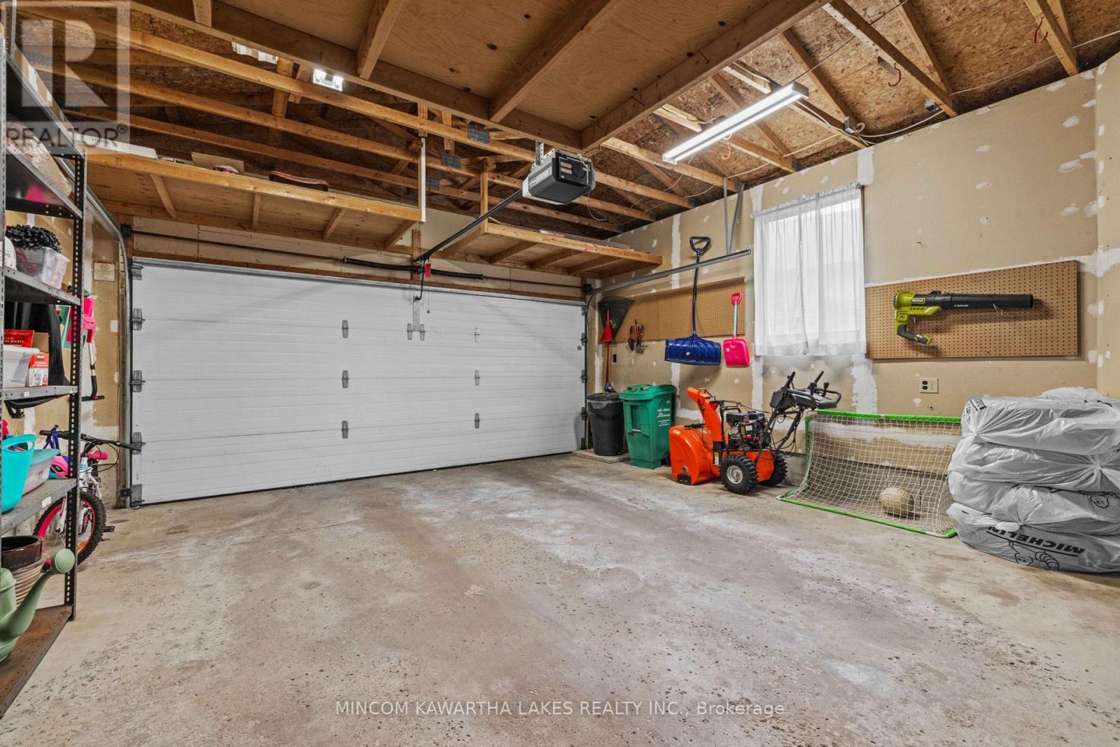 1191 Huntington Circle, Peterborough West (South), Ontario  K9K 2B9 - Photo 18 - X12282641
