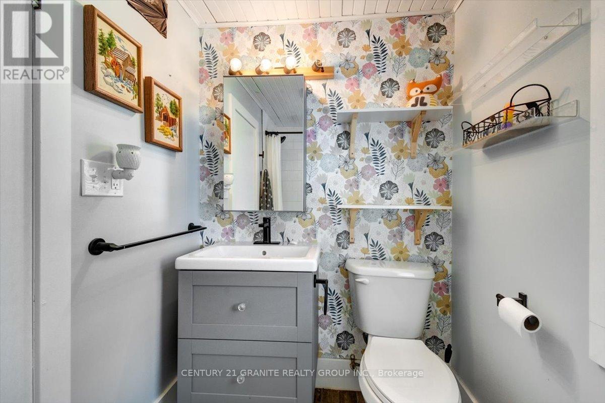 18 Highschool Lane, Bancroft, Ontario  K0L 1C0 - Photo 8 - X12282999