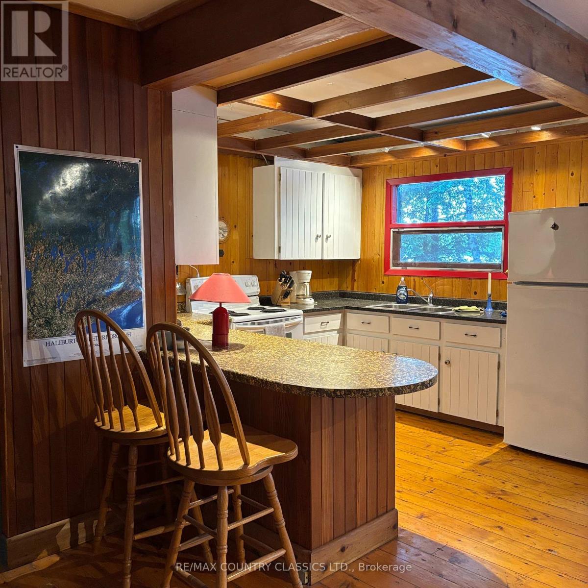 15500 Moulds Island, Highlands East (Cardiff Ward), Ontario  K0L 1C0 - Photo 17 - X12283010
