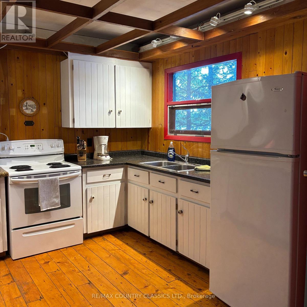15500 Moulds Island, Highlands East (Cardiff Ward), Ontario  K0L 1C0 - Photo 19 - X12283010