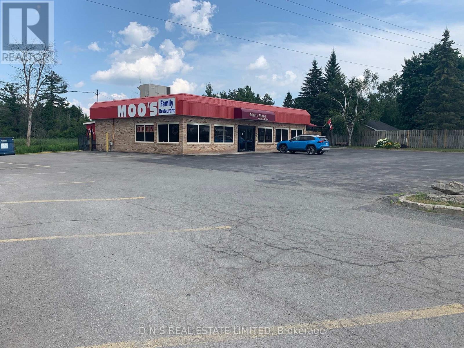2205 Keene Road, Otonabee-South Monaghan, Ontario  K9J 6X7 - Photo 1 - X12283071