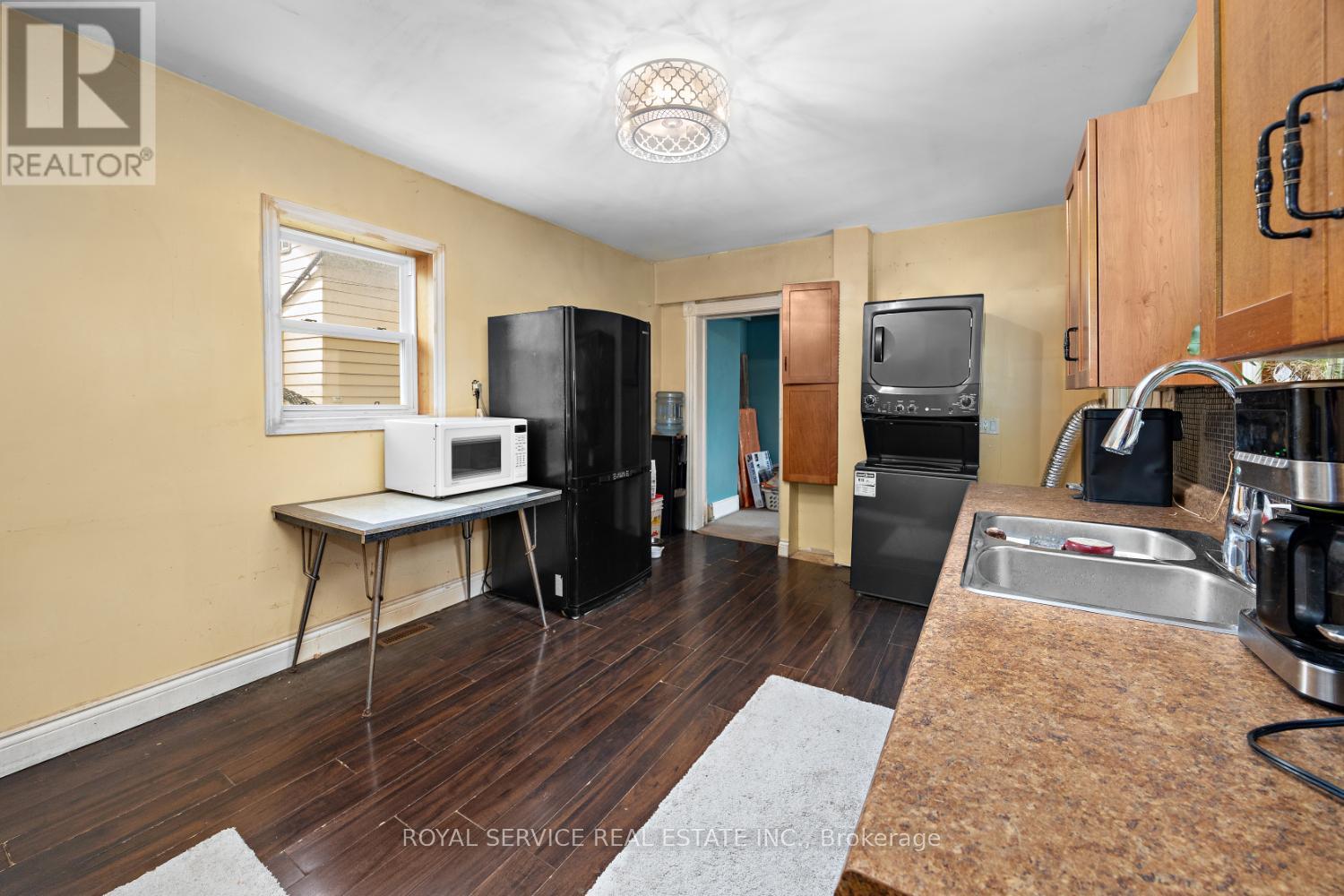 483 Parnell Street, Peterborough Central (South), Ontario  K9J 4J3 - Photo 10 - X12283379