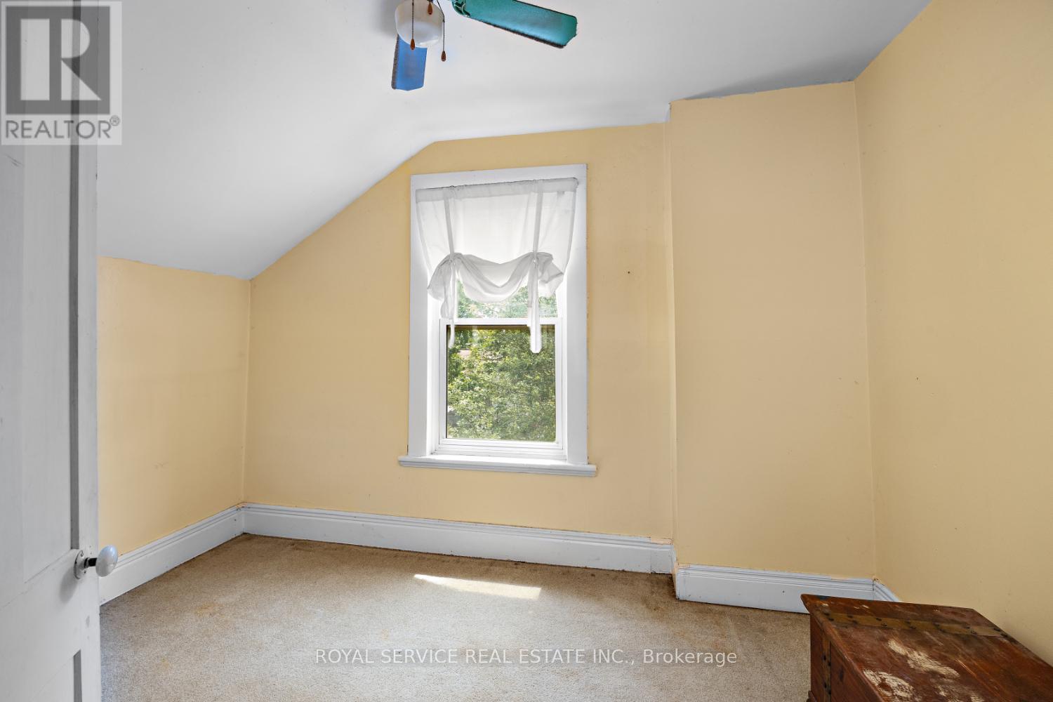 483 Parnell Street, Peterborough Central (South), Ontario  K9J 4J3 - Photo 12 - X12283379