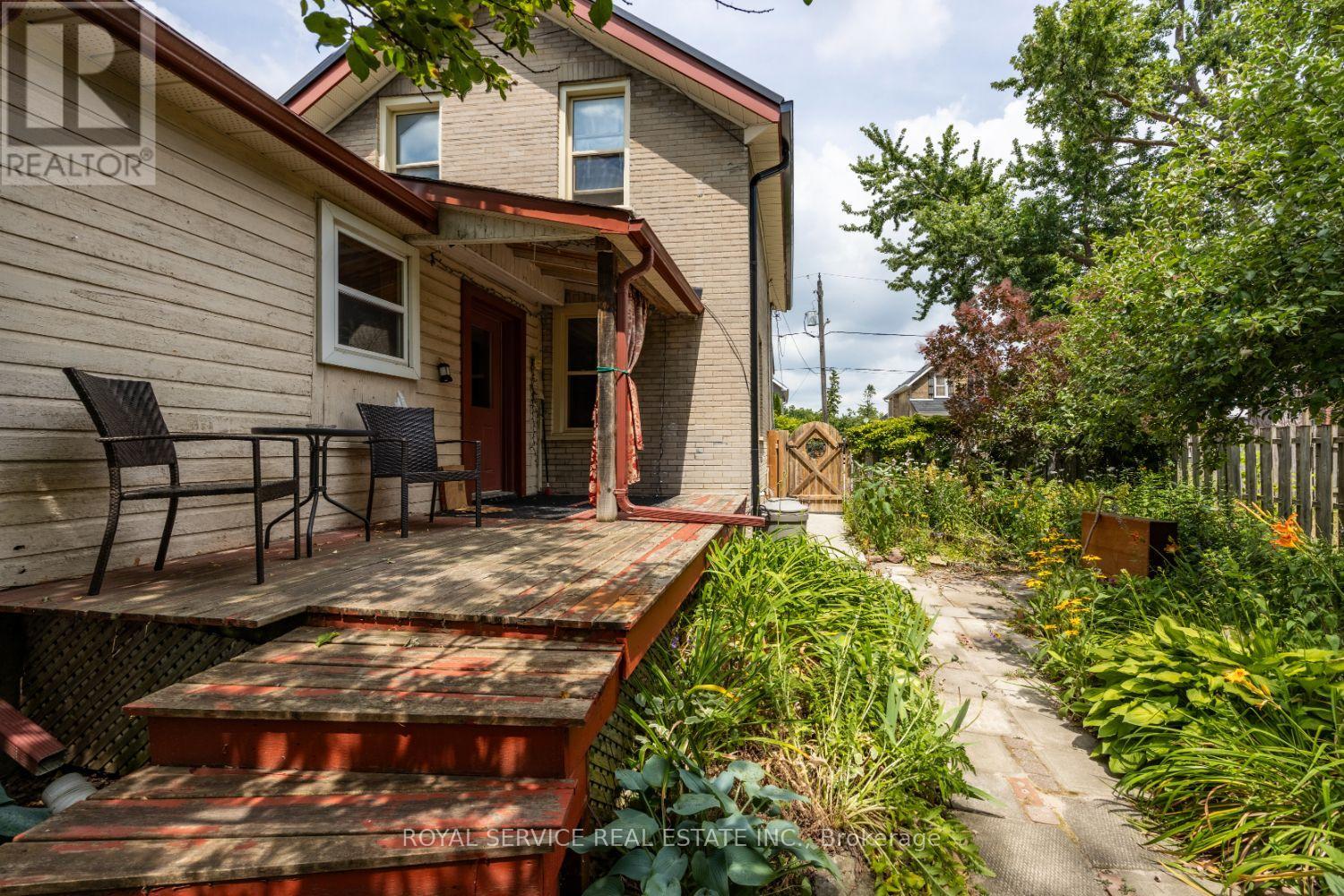 483 Parnell Street, Peterborough Central (South), Ontario  K9J 4J3 - Photo 19 - X12283379