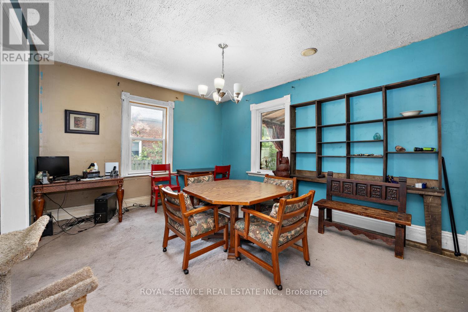 483 Parnell Street, Peterborough Central (South), Ontario  K9J 4J3 - Photo 8 - X12283379