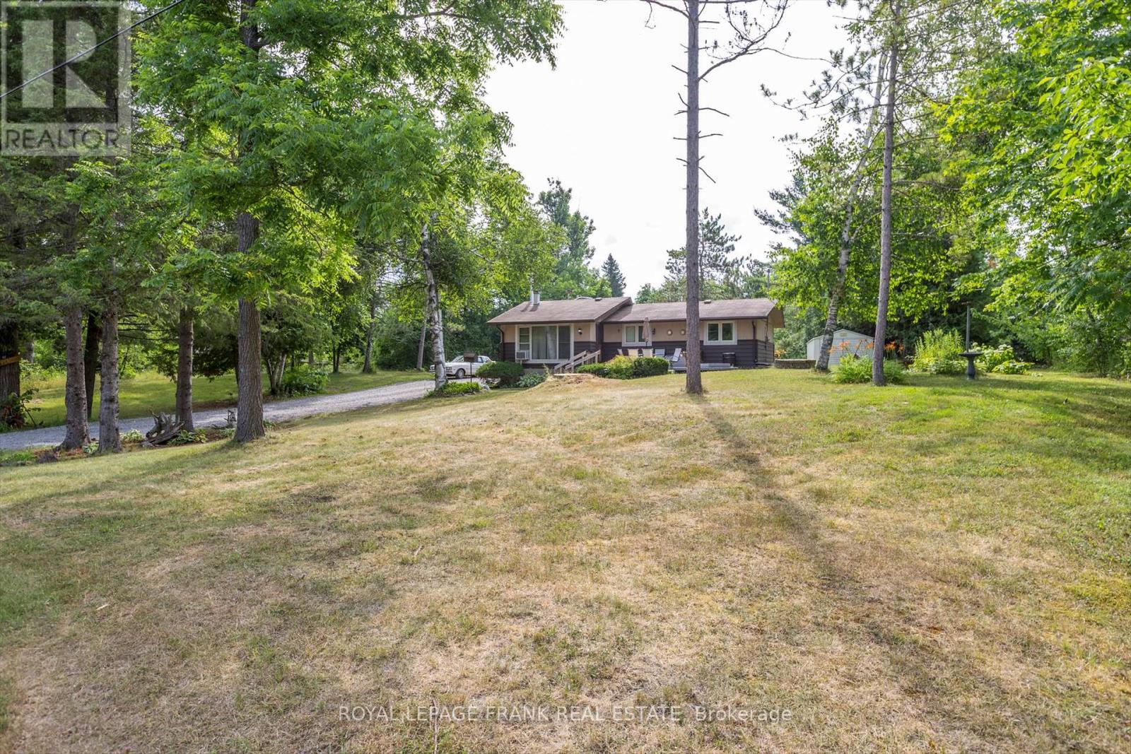10 Darvell Road, Trent Lakes, Ontario  K0L 1J0 - Photo 4 - X12283436