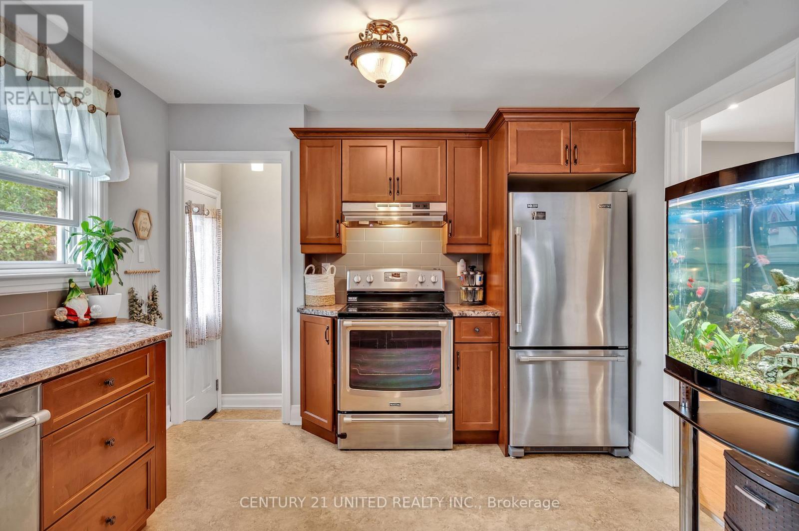 781 Cameron Street, Peterborough South (West), Ontario  K9J 4A1 - Photo 23 - X12283515