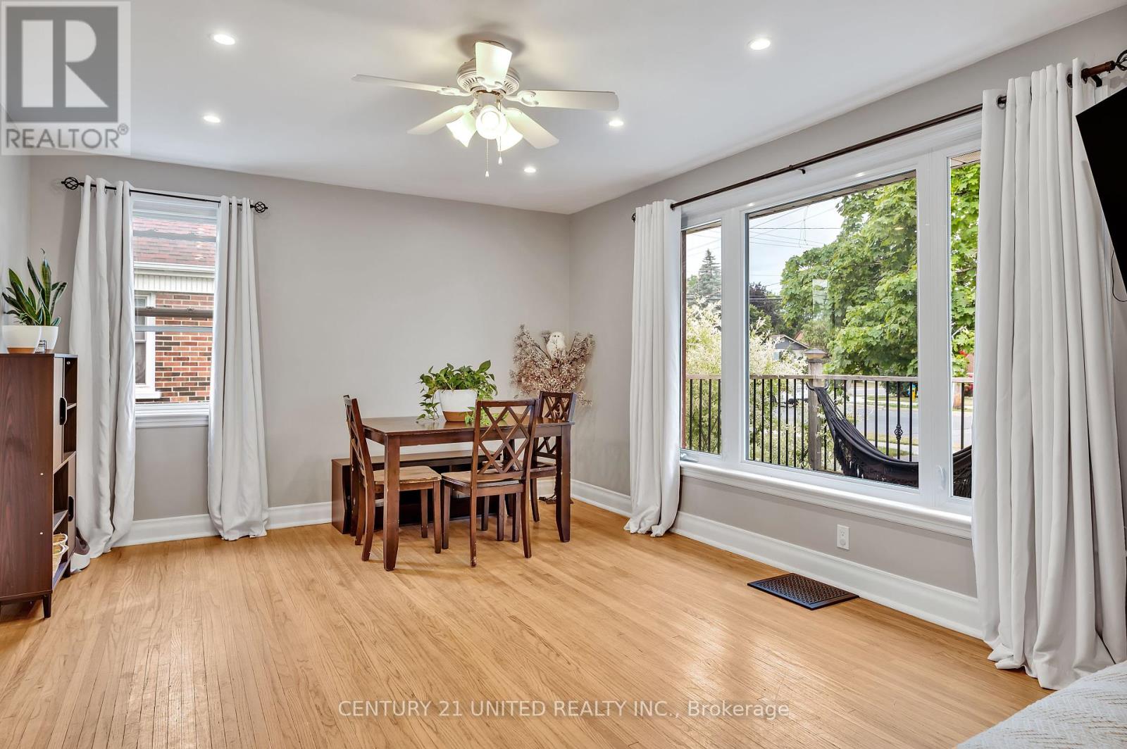 781 Cameron Street, Peterborough South (West), Ontario  K9J 4A1 - Photo 7 - X12283515