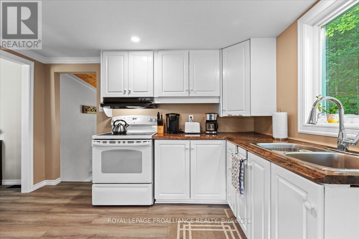 17 Halcomb Lane, Limerick, Ontario  K0L 1P0 - Photo 28 - X12283706