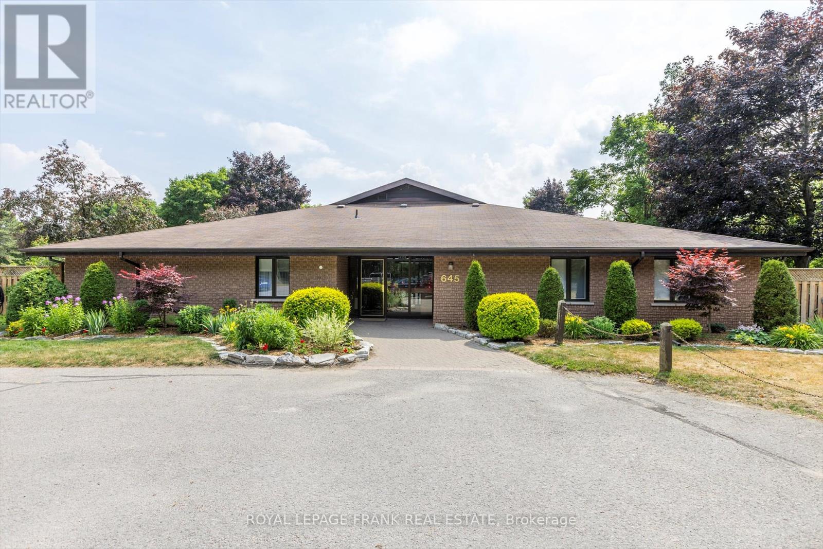 8 - 645 Whitaker Street, Peterborough East (North), Ontario  K9H 7L5 - Photo 2 - X12283913
