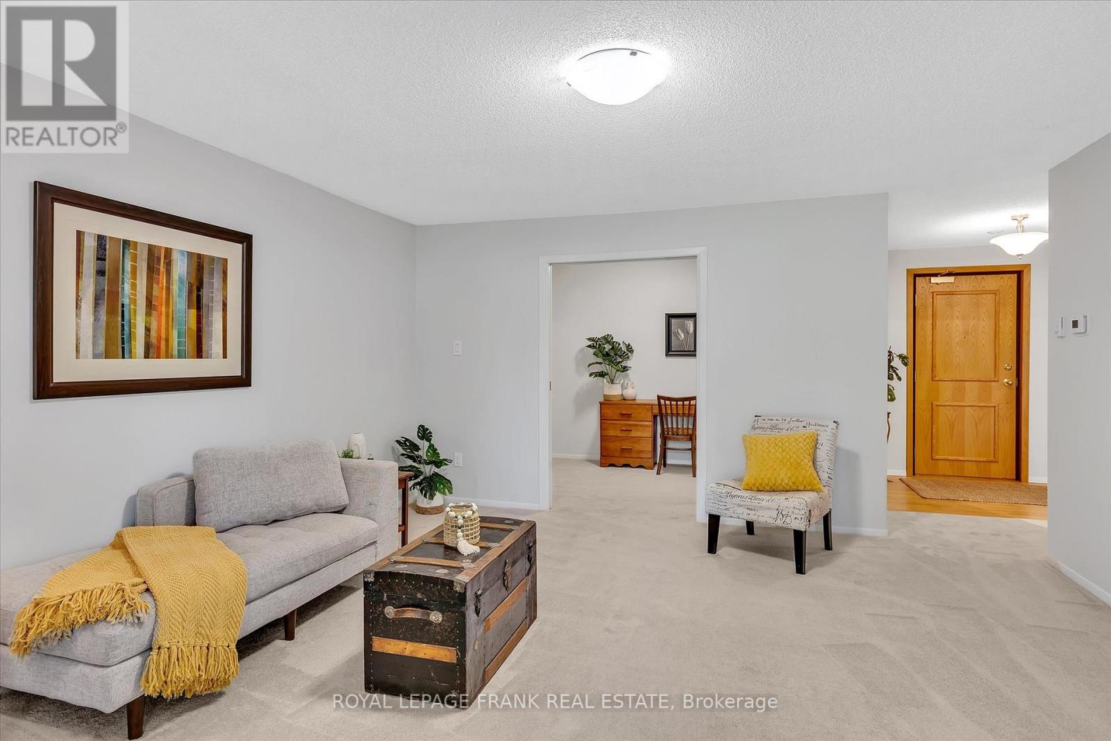 8 - 645 Whitaker Street, Peterborough East (North), Ontario  K9H 7L5 - Photo 4 - X12283913