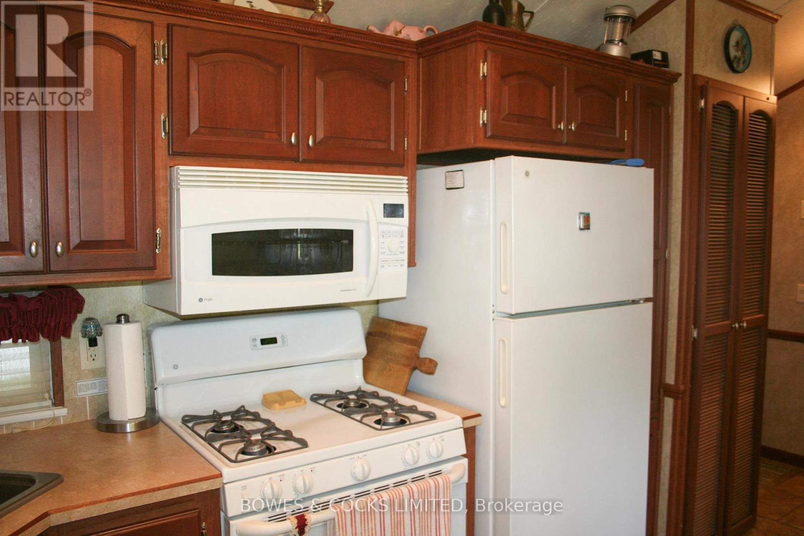 2 Rockhaven-Pioneer Point, Selwyn, Ontario  K0L 2H0 - Photo 13 - X12284114
