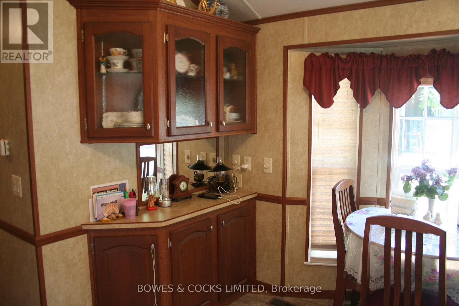 2 Rockhaven-Pioneer Point, Selwyn, Ontario  K0L 2H0 - Photo 14 - X12284114