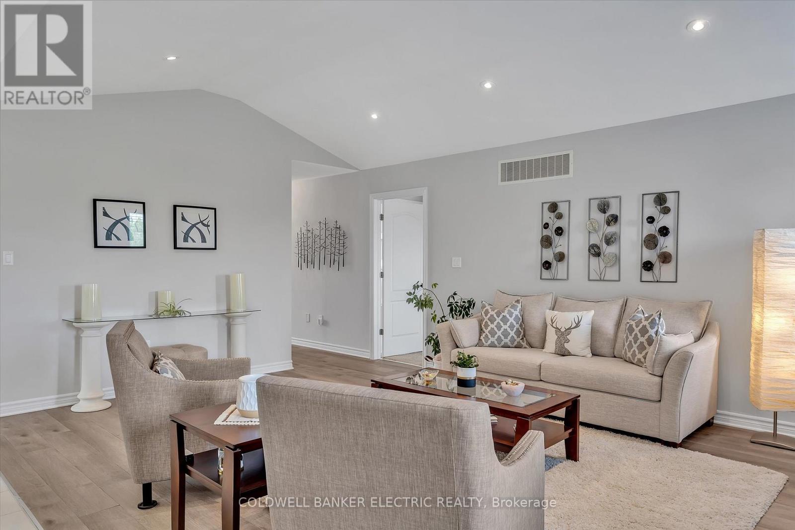 31 Old Trafford Drive, Trent Hills (Hastings), Ontario  K0L 1Y0 - Photo 17 - X12284138