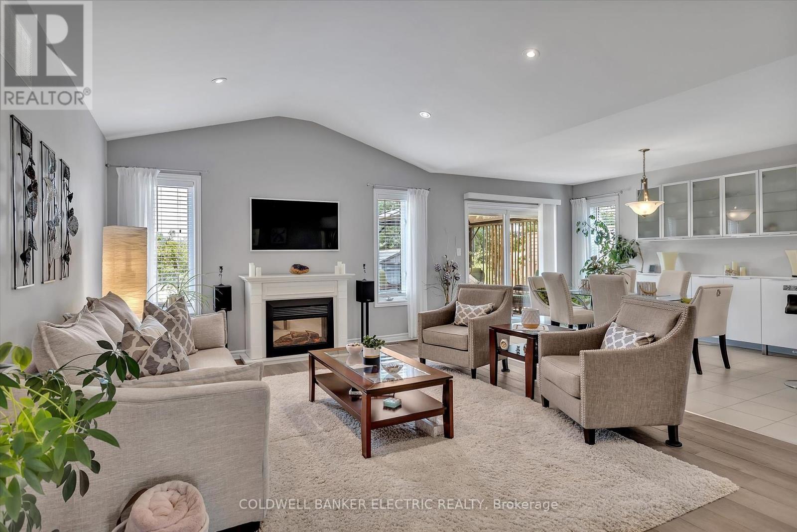 31 Old Trafford Drive, Trent Hills (Hastings), Ontario  K0L 1Y0 - Photo 3 - X12284138