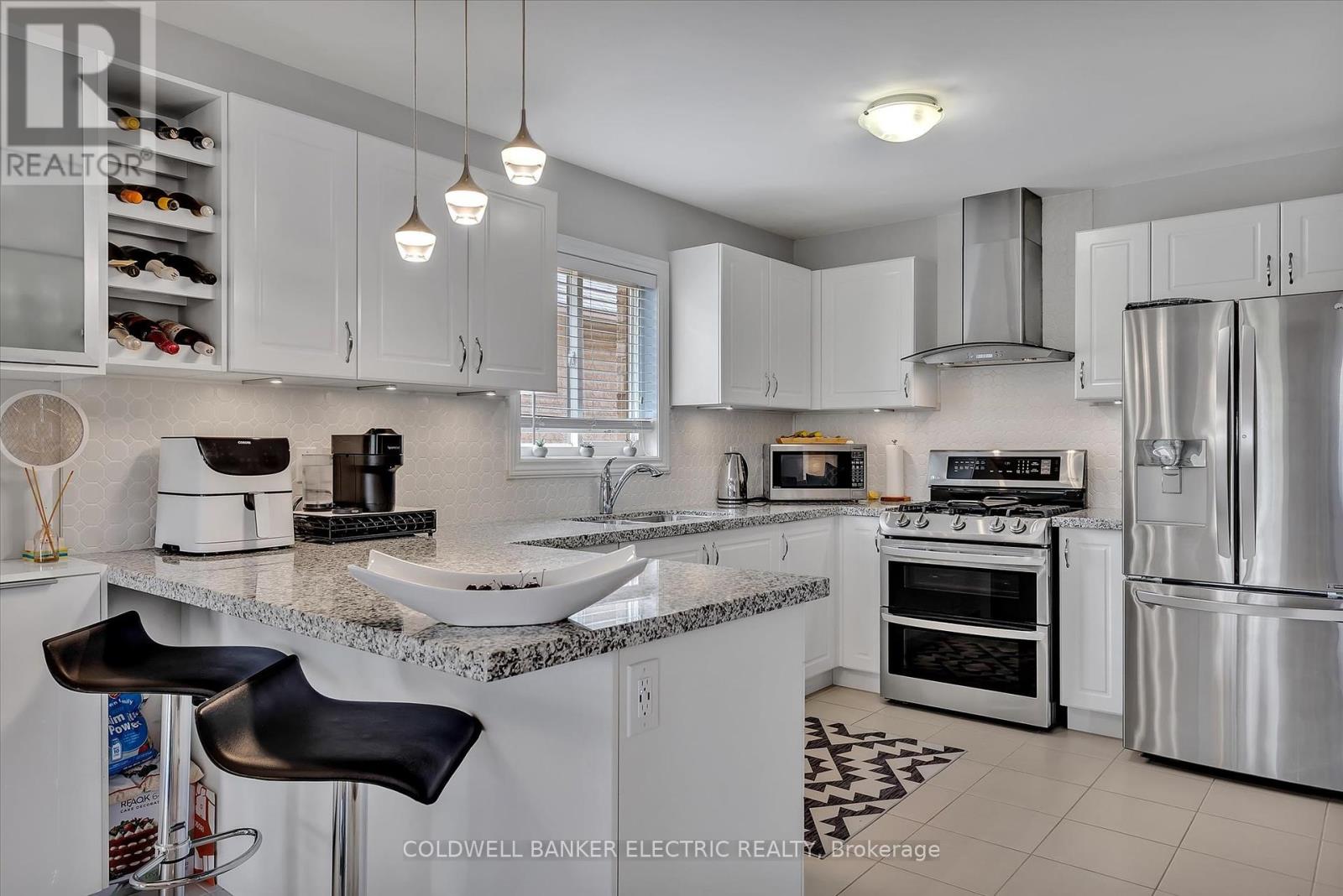 31 Old Trafford Drive, Trent Hills (Hastings), Ontario  K0L 1Y0 - Photo 5 - X12284138