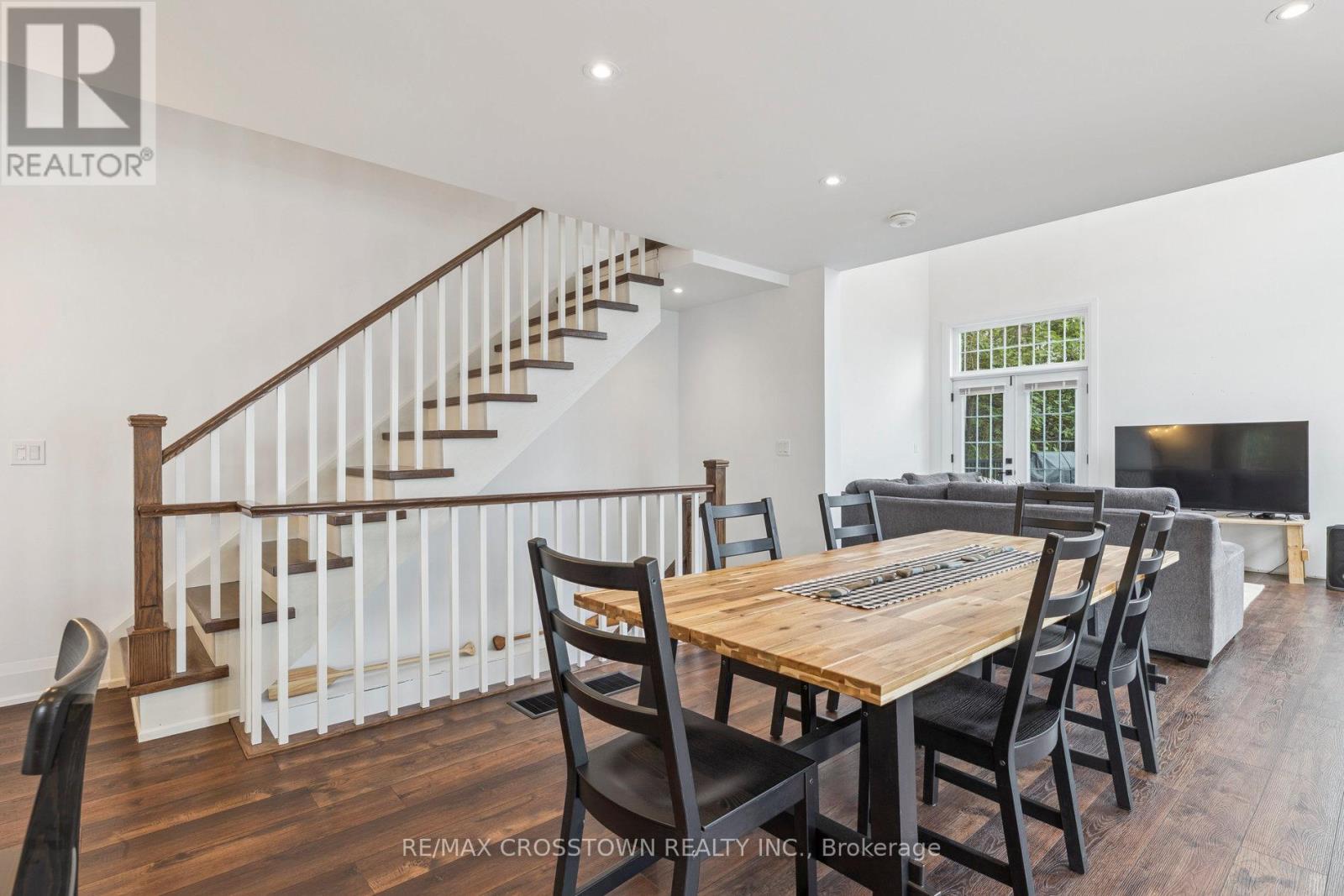 2402 Victoria Springs Lane E, Selwyn, Ontario  K0L 2H0 - Photo 8 - X12284171