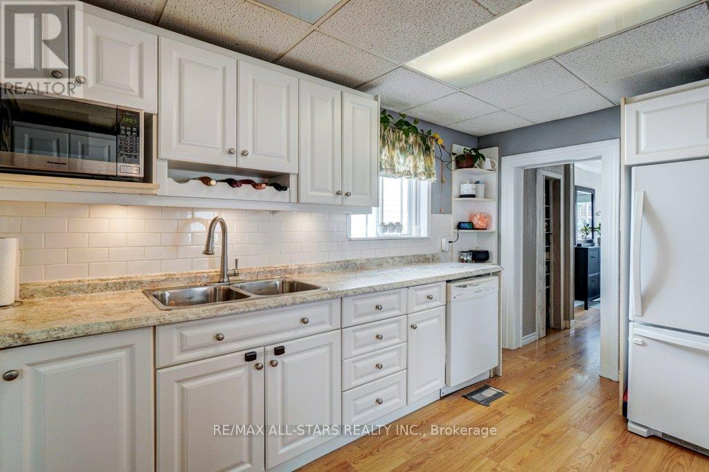 5 St Peter Street, Kawartha Lakes (Lindsay), Ontario  K9V 1P3 - Photo 10 - X12284772