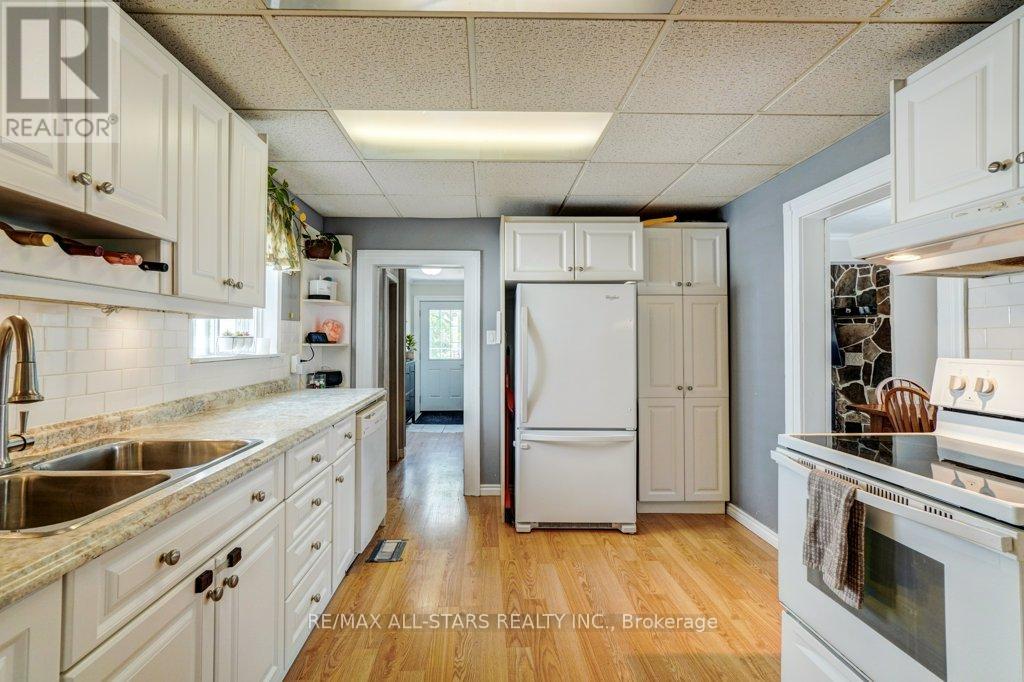 5 St Peter Street, Kawartha Lakes (Lindsay), Ontario  K9V 1P3 - Photo 11 - X12284772
