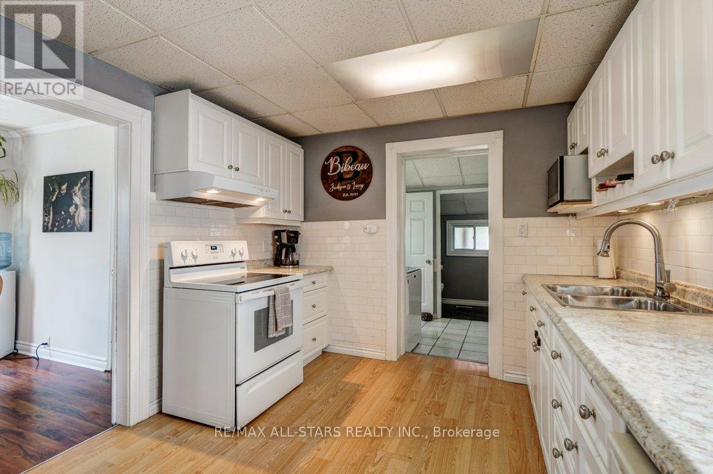 5 St Peter Street, Kawartha Lakes (Lindsay), Ontario  K9V 1P3 - Photo 12 - X12284772