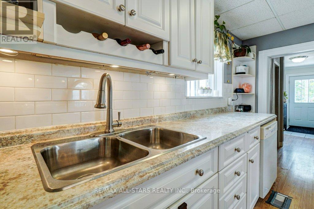 5 St Peter Street, Kawartha Lakes (Lindsay), Ontario  K9V 1P3 - Photo 14 - X12284772