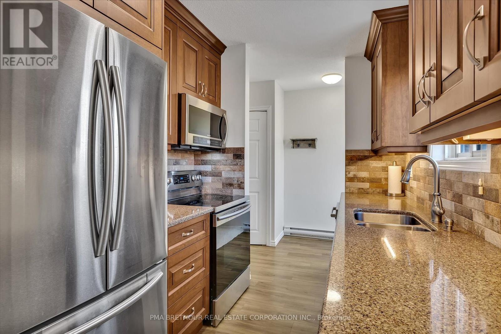 3 - 2 Water Street, Selwyn, Ontario  K0L 2H0 - Photo 6 - X12284816
