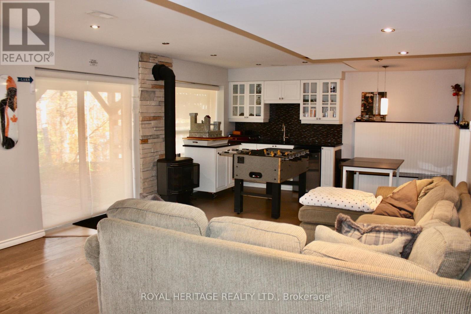 2331 Lakeside Road, Douro-Dummer, Ontario  K0L 2H0 - Photo 14 - X12284868