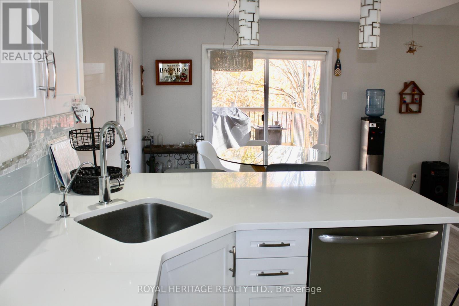 2331 Lakeside Road, Douro-Dummer, Ontario  K0L 2H0 - Photo 4 - X12284868