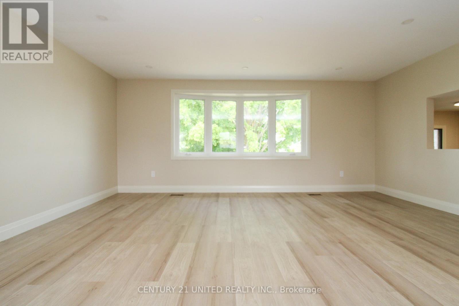 594 Saugeen Crescent, Peterborough South (East), Ontario  K9J 1K1 - Photo 12 - X12285021