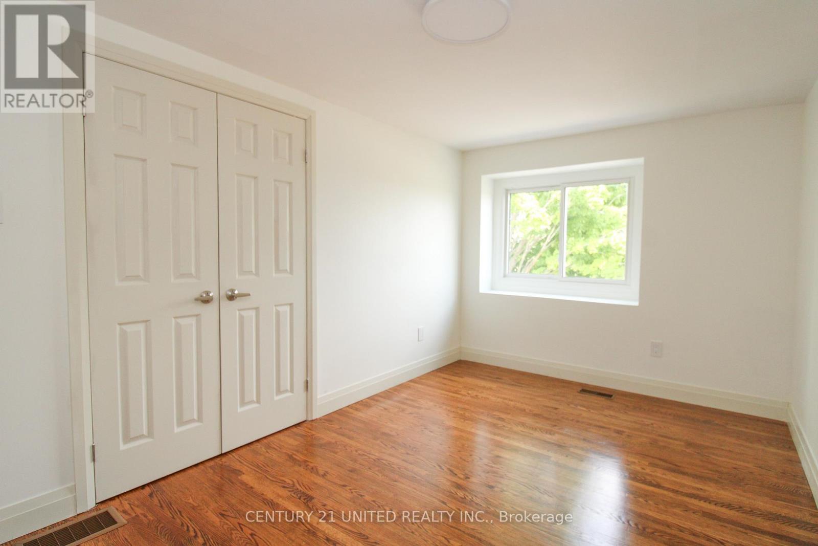 594 Saugeen Crescent, Peterborough South (East), Ontario  K9J 1K1 - Photo 21 - X12285021