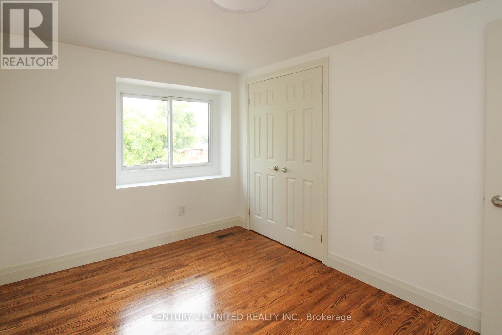 594 Saugeen Crescent, Peterborough South (East), Ontario  K9J 1K1 - Photo 23 - X12285021