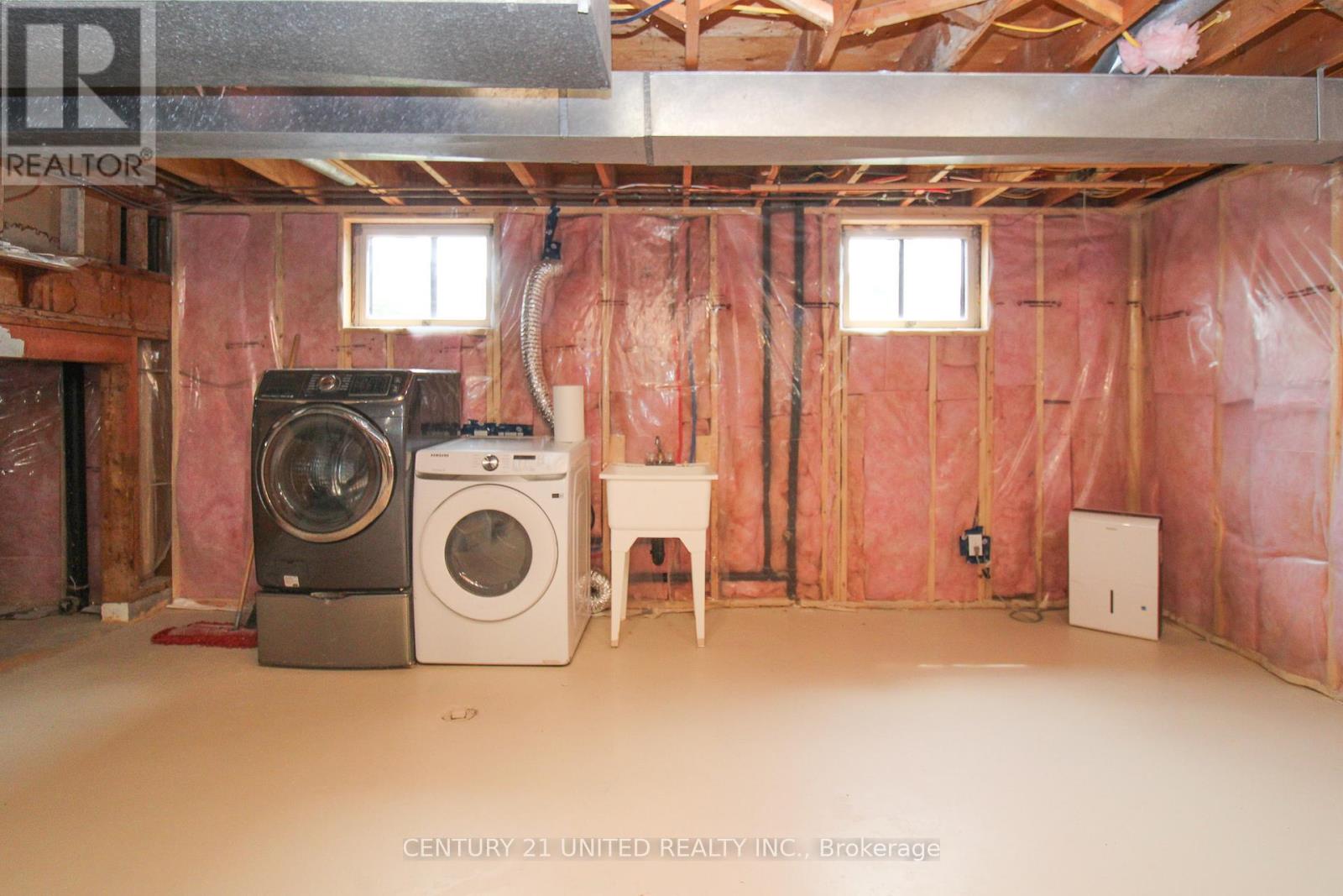 594 Saugeen Crescent, Peterborough South (East), Ontario  K9J 1K1 - Photo 27 - X12285021