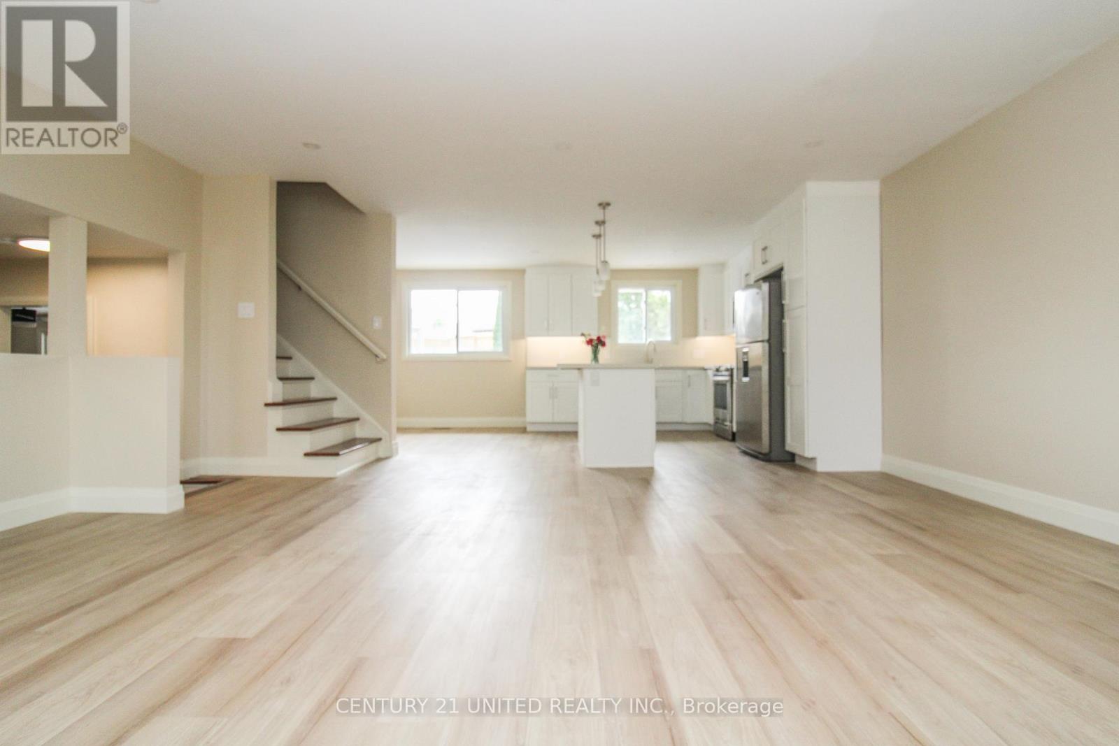 594 Saugeen Crescent, Peterborough South (East), Ontario  K9J 1K1 - Photo 7 - X12285021