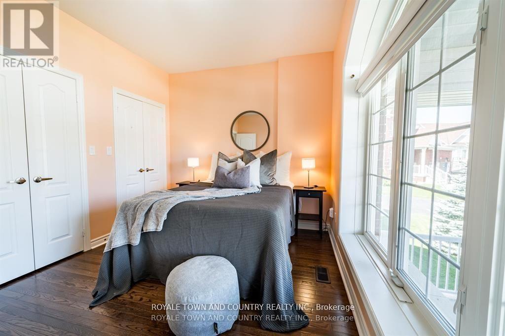 17 Logan Lane, Kawartha Lakes (Lindsay), Ontario  K9V 0L3 - Photo 21 - X12285231