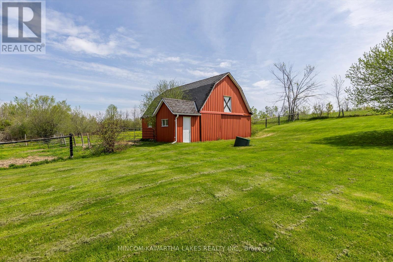 1405 Hiawatha Line, Otonabee-South Monaghan, Ontario  K9J 6X8 - Photo 35 - X12285387