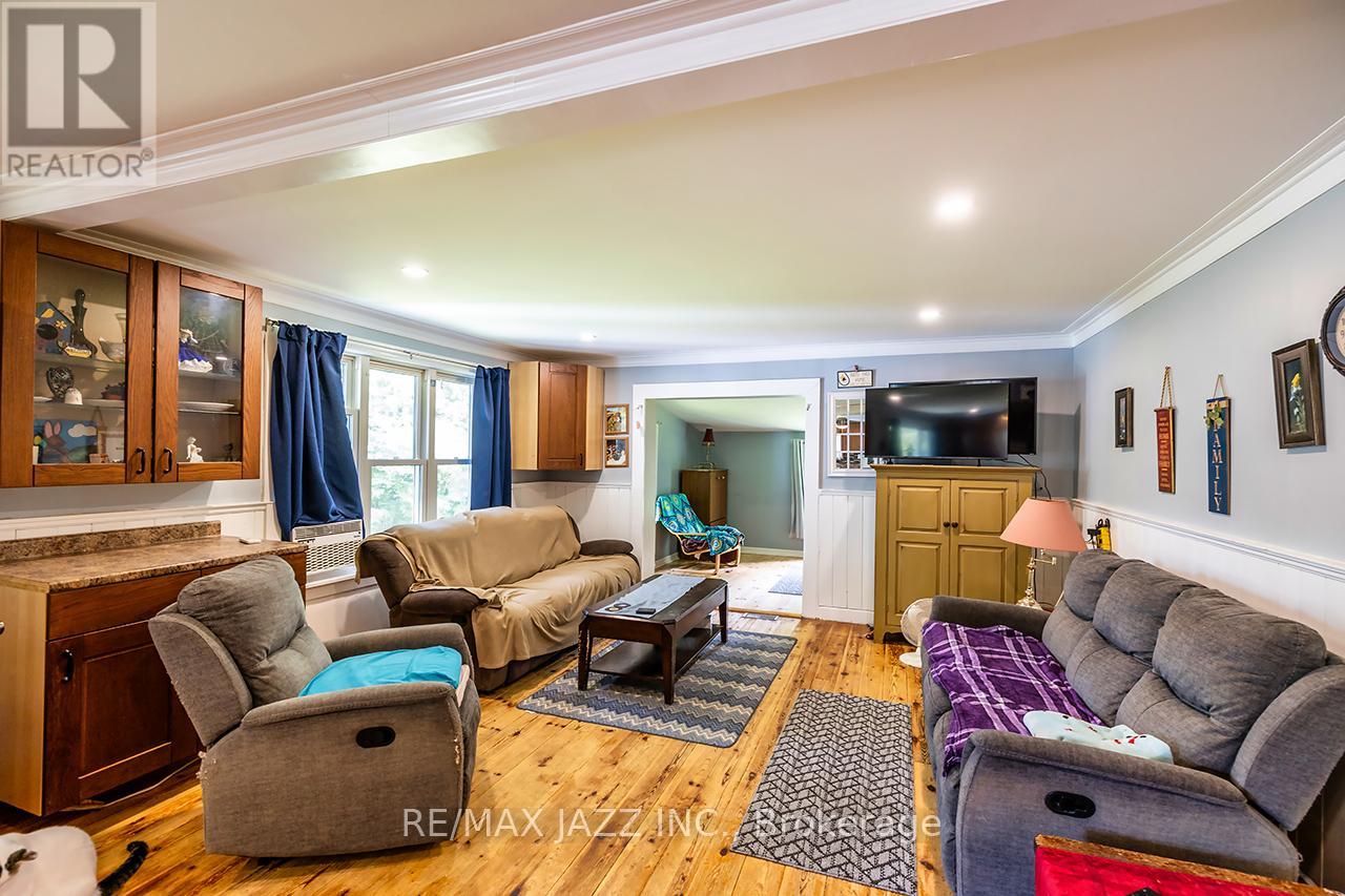 3655 Ganaraska Road, Port Hope (Garden Hill), Ontario  L0A 1B0 - Photo 7 - X12285459