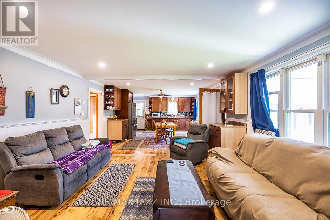 3655 Ganaraska Road, Port Hope (Garden Hill), Ontario  L0A 1B0 - Photo 8 - X12285459