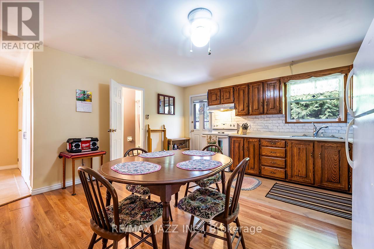 7986 County Rd 65 A&b, Port Hope, Ontario  L0A 1B0 - Photo 11 - X12285461