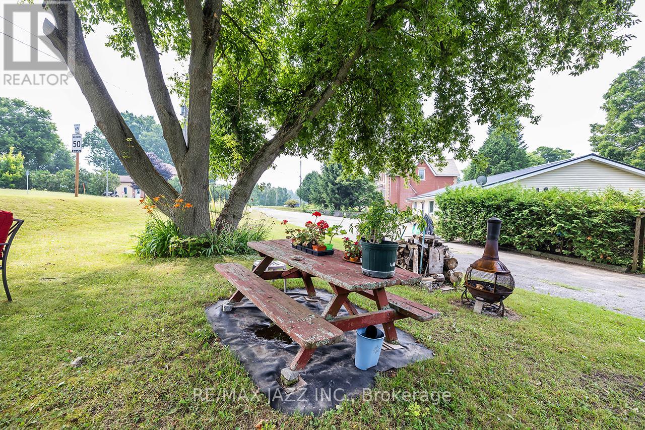 7986 County Rd 65 A&b, Port Hope, Ontario  L0A 1B0 - Photo 4 - X12285461