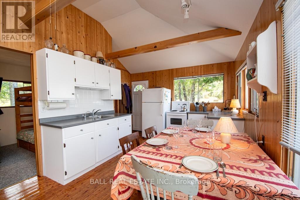 4446 Is 107 Stoney Lake, North Kawartha, Ontario  K0L 2H0 - Photo 17 - X12285471