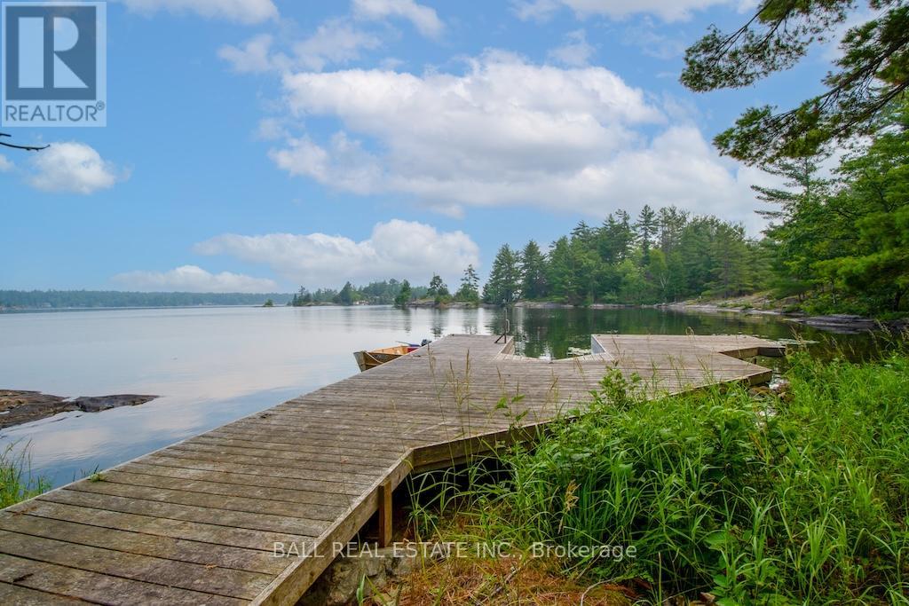 4446 Is 107 Stoney Lake, North Kawartha, Ontario  K0L 2H0 - Photo 43 - X12285471