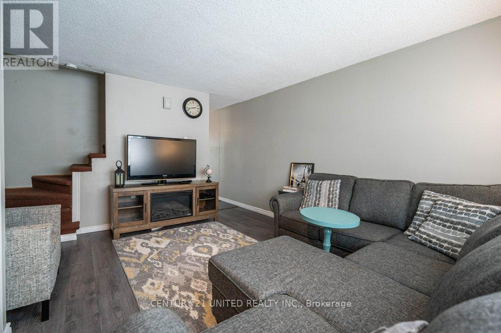 11 - 610 George Street N, Peterborough Central (North), Ontario  K9H 3S6 - Photo 5 - X12285599