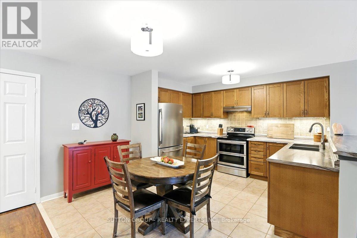 524 Garbutt Terrace, Peterborough North (North), Ontario  K9H 7S8 - Photo 12 - X12285631