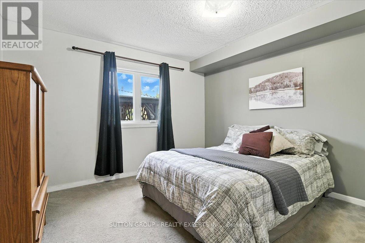524 Garbutt Terrace, Peterborough North (North), Ontario  K9H 7S8 - Photo 15 - X12285631