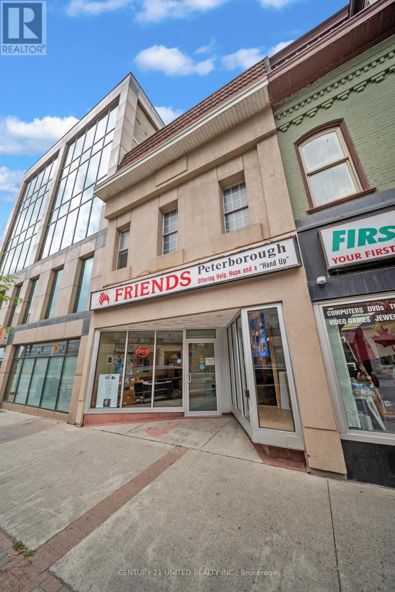 283 George Street N, Peterborough Central (North), Ontario  K9J 3H3 - Photo 4 - X12285836