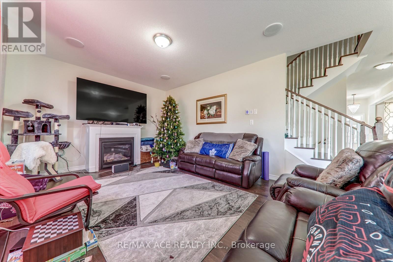 153 Highlands Boulevard, Cavan Monaghan (Millbrook Village), Ontario  L0A 1G0 - Photo 12 - X12285804