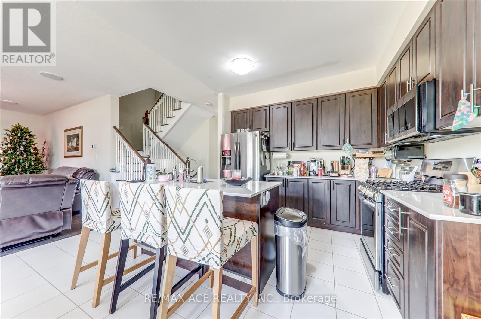 153 Highlands Boulevard, Cavan Monaghan (Millbrook Village), Ontario  L0A 1G0 - Photo 16 - X12285804