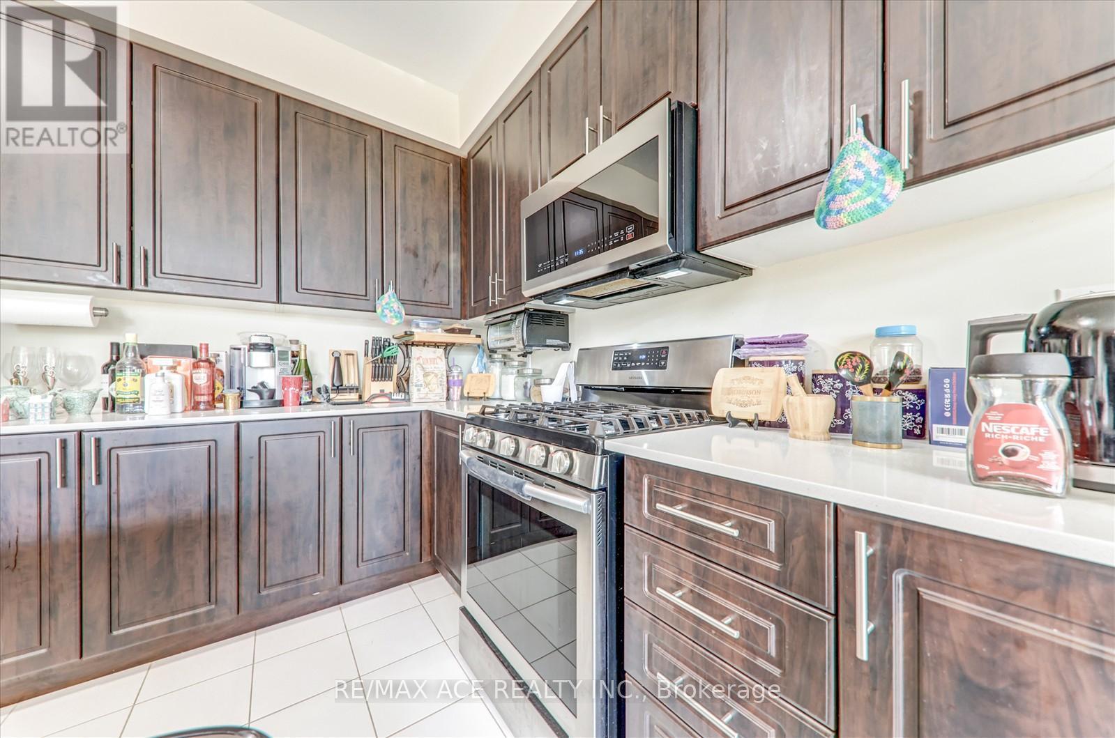 153 Highlands Boulevard, Cavan Monaghan (Millbrook Village), Ontario  L0A 1G0 - Photo 17 - X12285804