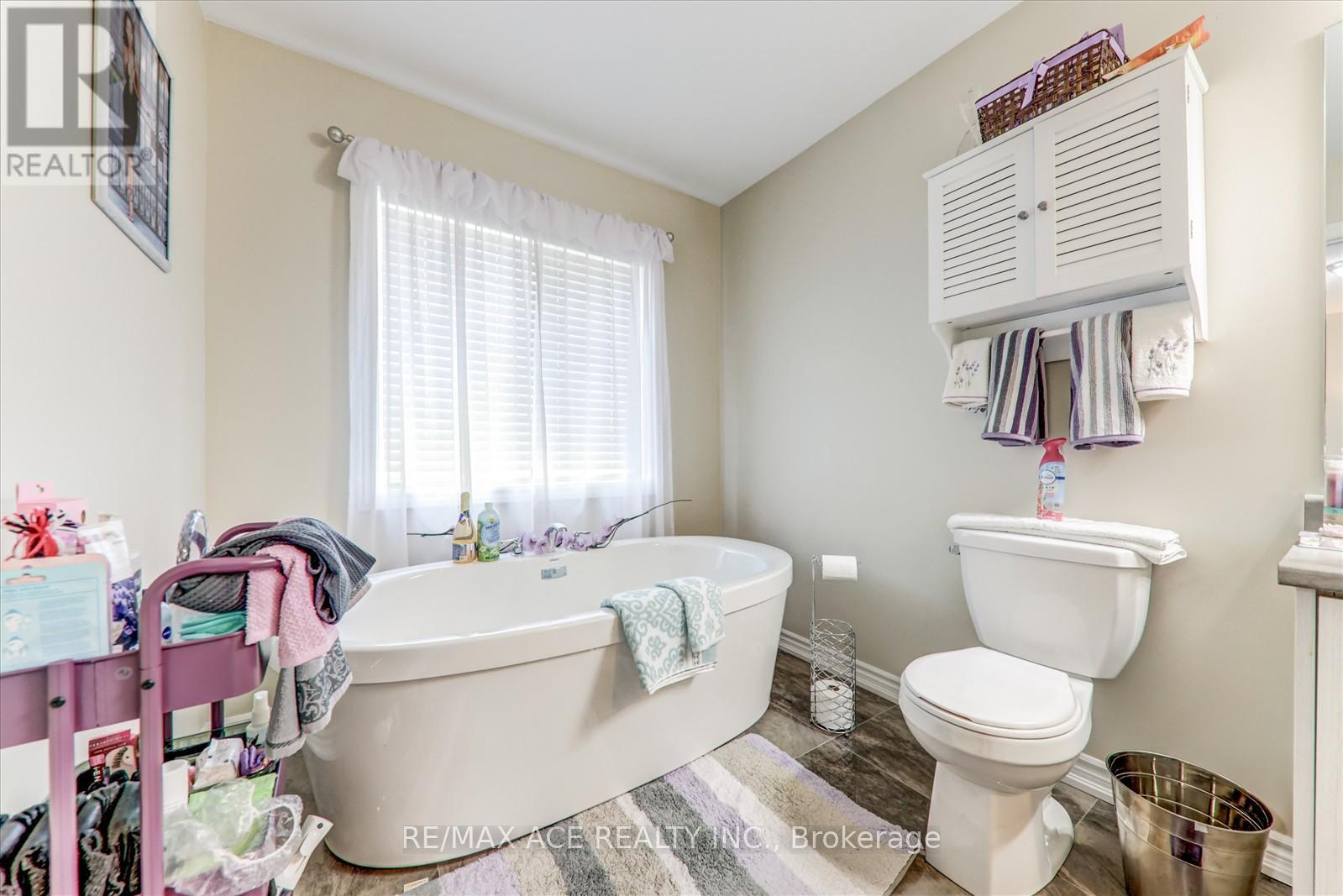 153 Highlands Boulevard, Cavan Monaghan (Millbrook Village), Ontario  L0A 1G0 - Photo 25 - X12285804