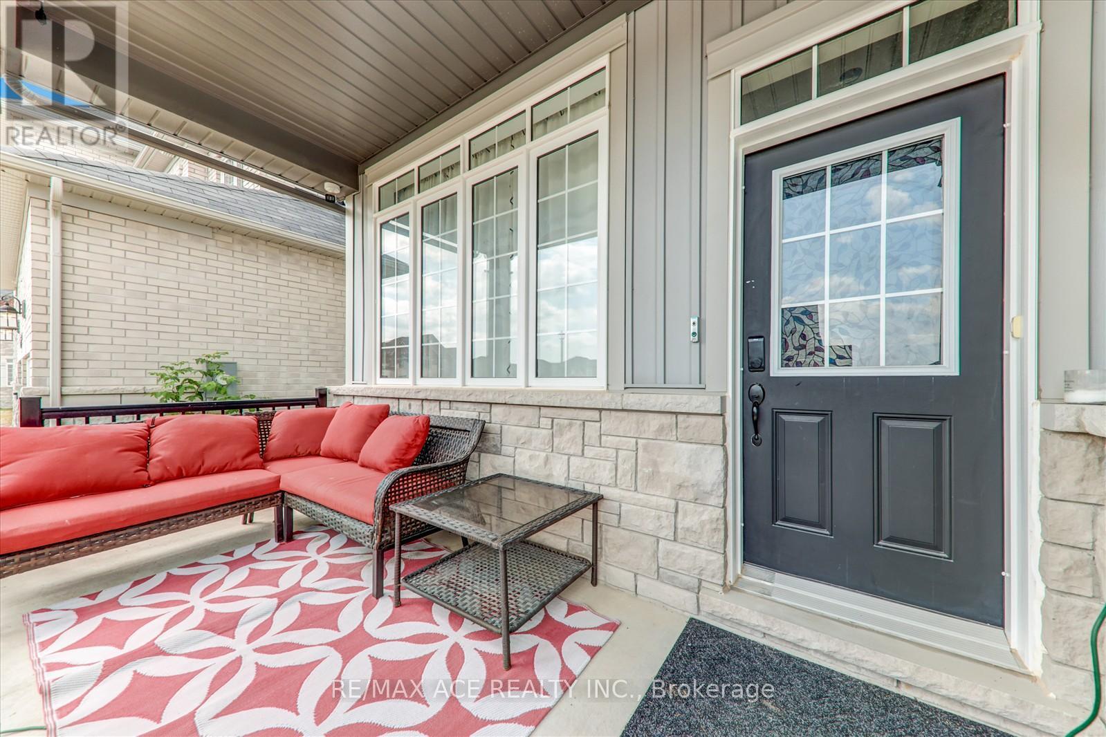 153 Highlands Boulevard, Cavan Monaghan (Millbrook Village), Ontario  L0A 1G0 - Photo 5 - X12285804